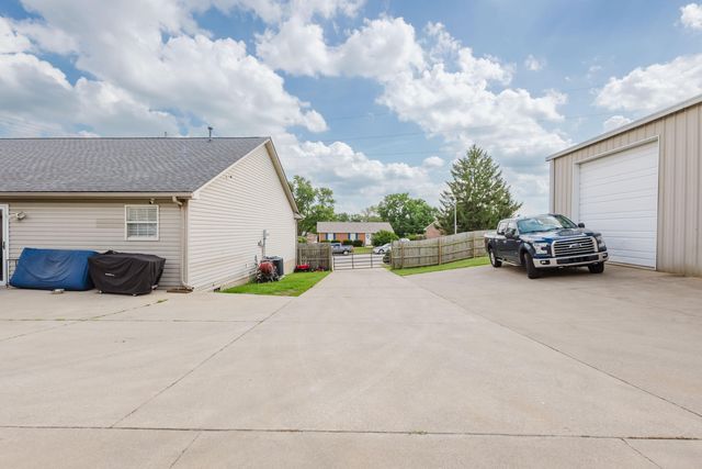 513 EDGEWOOD Drive, Nicholasville, KY 40356