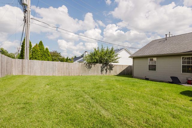 513 EDGEWOOD Drive, Nicholasville, KY 40356