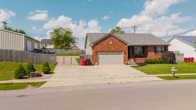 513 EDGEWOOD Drive, Nicholasville, KY 40356