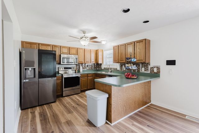 513 EDGEWOOD Drive, Nicholasville, KY 40356