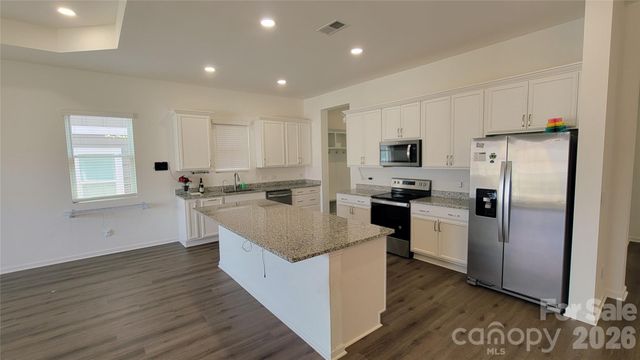 4550 Stellata Loop, Sherrills Ford, NC 28673