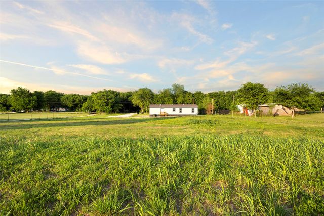 3024 County Road 210, Alvarado, TX 76009