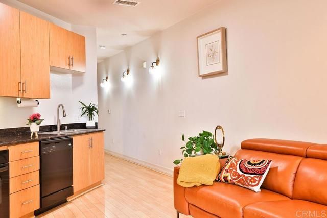 1225 Island, San Diego, CA 92101