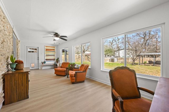 601 Deepwood DR, Round Rock, TX 78681