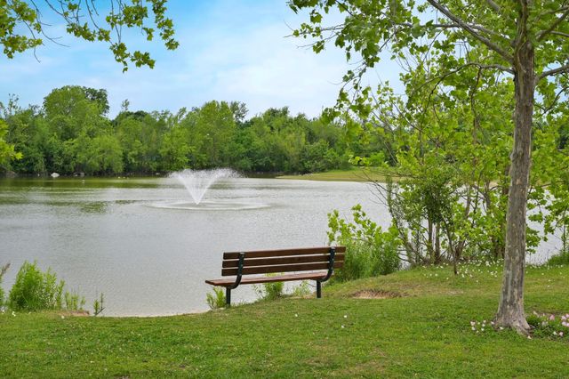 601 Deepwood DR, Round Rock, TX 78681