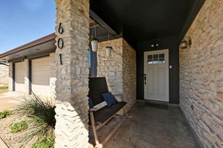 601 Deepwood DR, Round Rock, TX 78681