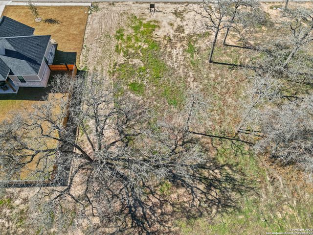 173 W MAGNOLIA CIRCLE, La Vernia, TX 78121