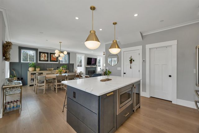 45 Artwill Avenue, Portsmouth, NH 03801