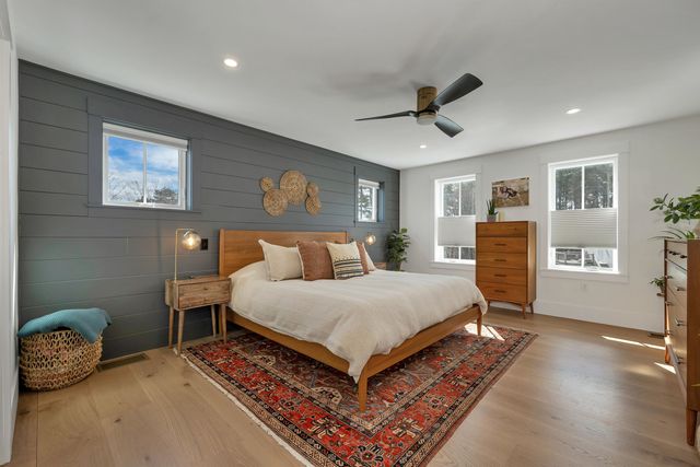 45 Artwill Avenue, Portsmouth, NH 03801