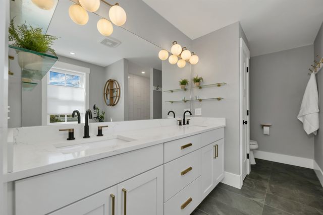 45 Artwill Avenue, Portsmouth, NH 03801