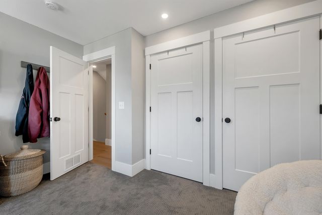 45 Artwill Avenue, Portsmouth, NH 03801