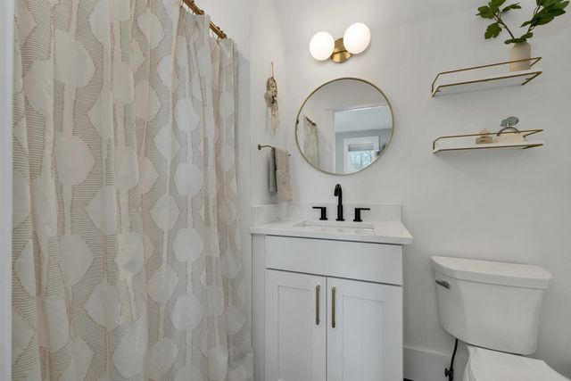 45 Artwill Avenue, Portsmouth, NH 03801