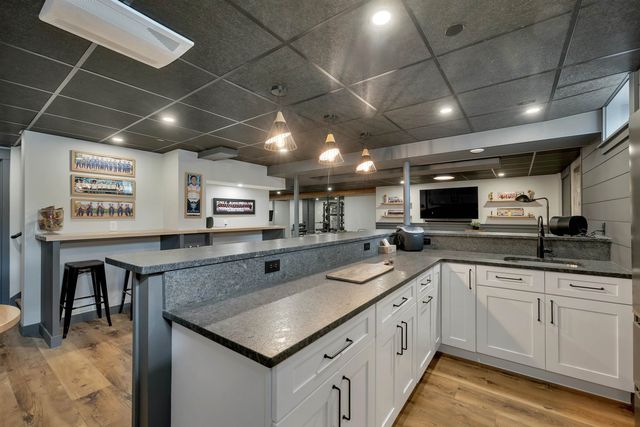 45 Artwill Avenue, Portsmouth, NH 03801
