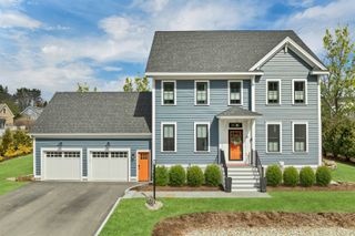 45 Artwill Avenue, Portsmouth, NH 03801
