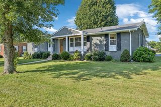 4011 Brookside Dr, Columbia, TN 38401