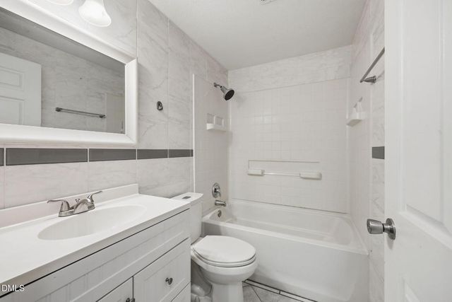 3909 Old Creek Court, Raleigh, NC 27604