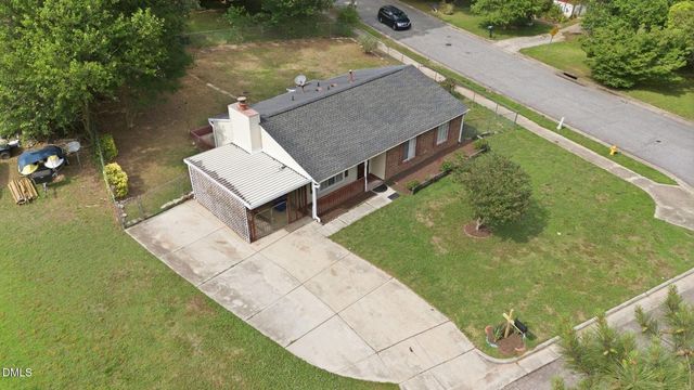 3909 Old Creek Court, Raleigh, NC 27604