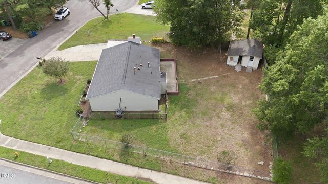 3909 Old Creek Court, Raleigh, NC 27604