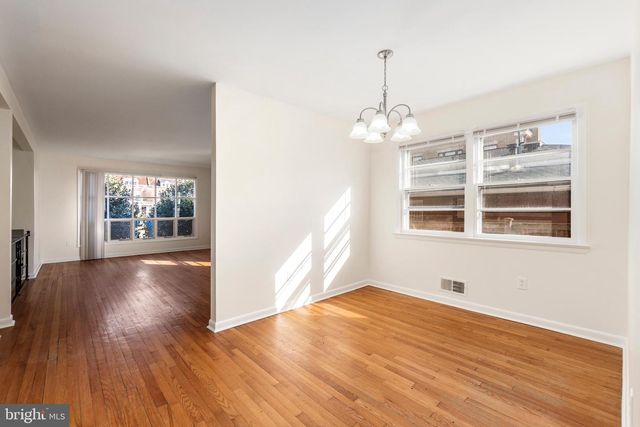 4208 16TH ST NW, Washington, DC 20011