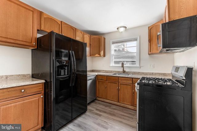 4208 16TH ST NW, Washington, DC 20011