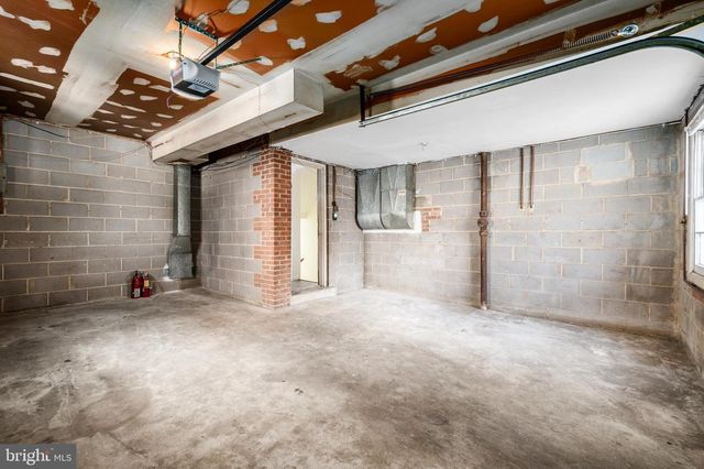4208 16TH ST NW, Washington, DC 20011