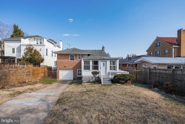 4208 16TH ST NW, Washington, DC 20011