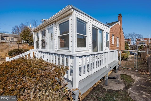 4208 16TH ST NW, Washington, DC 20011