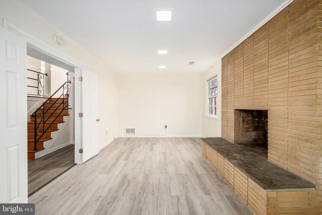 4208 16TH ST NW, Washington, DC 20011