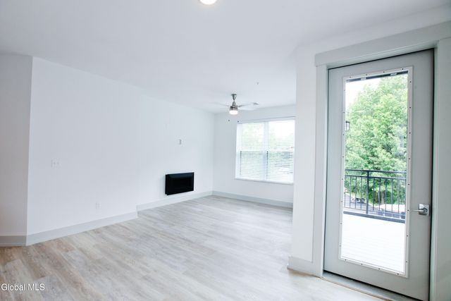 25 Whistler Court 303, Saratoga Springs, NY 12866