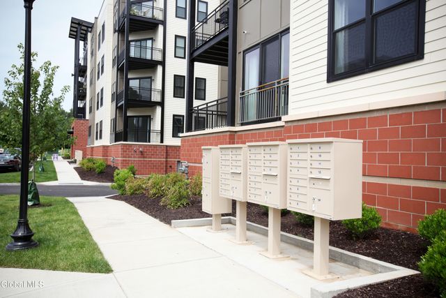 25 Whistler Court 303, Saratoga Springs, NY 12866