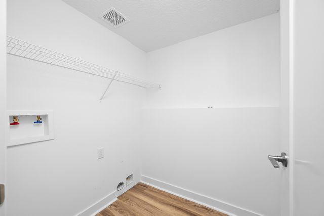 4029 Denniston Court, Bettendorf, IA 52722