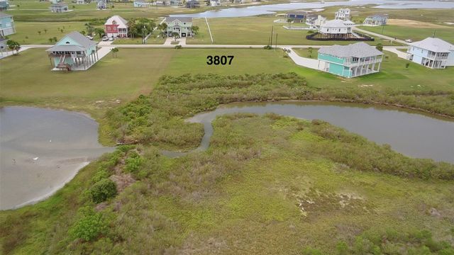3807 Indian Beach Drive, Galveston, TX 77554