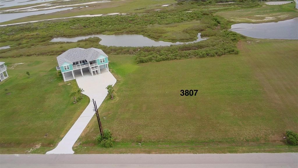 3807 Indian Beach Drive, Galveston, TX 77554