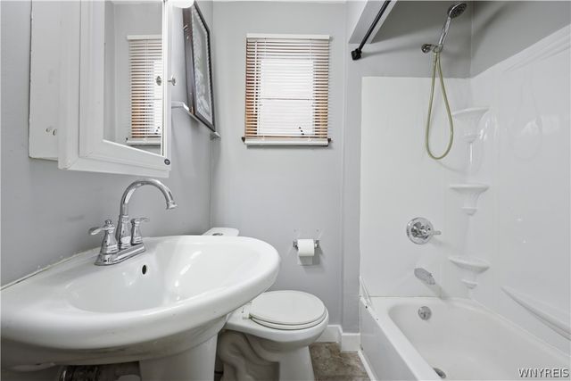 123 Rounds Avenue, Buffalo, NY 14215