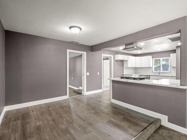 948 W Gettysburg Avenue, Fresno, CA 93705