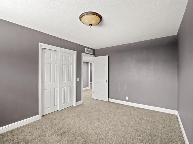 948 W Gettysburg Avenue, Fresno, CA 93705
