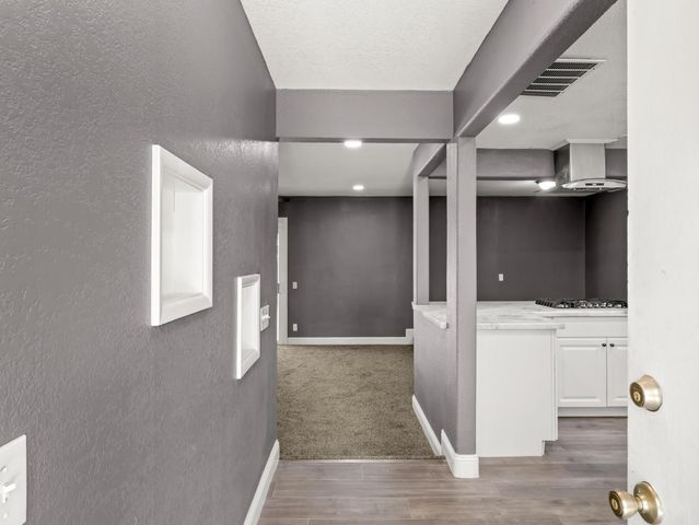 948 W Gettysburg Avenue, Fresno, CA 93705