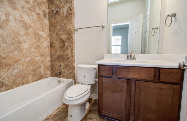 10804 Brittmoore Oaks Place, Houston, TX 77043