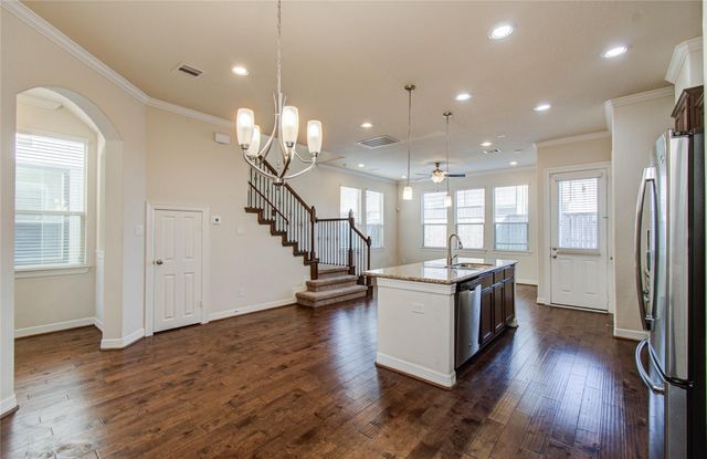 10804 Brittmoore Oaks Place, Houston, TX 77043