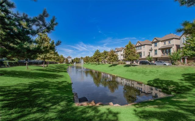 10804 Brittmoore Oaks Place, Houston, TX 77043