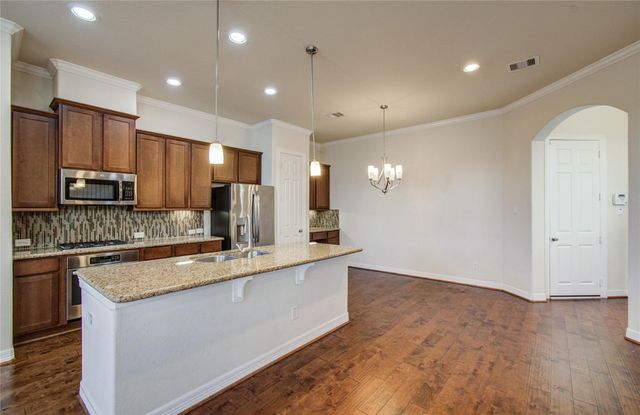 10804 Brittmoore Oaks Place, Houston, TX 77043