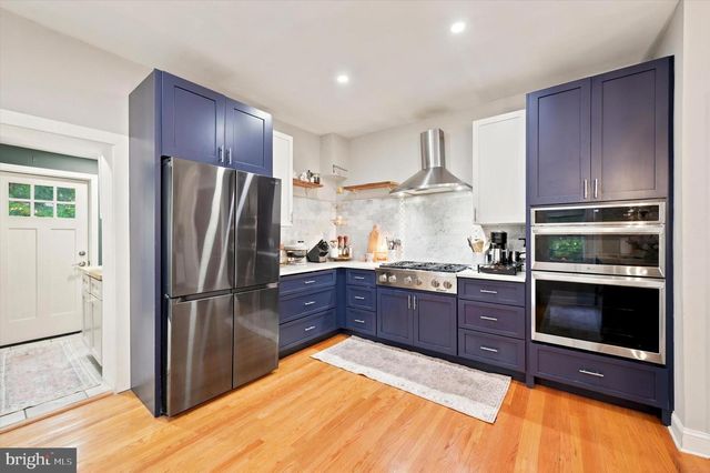 5199 RIDGE AVE, Philadelphia, PA 19128