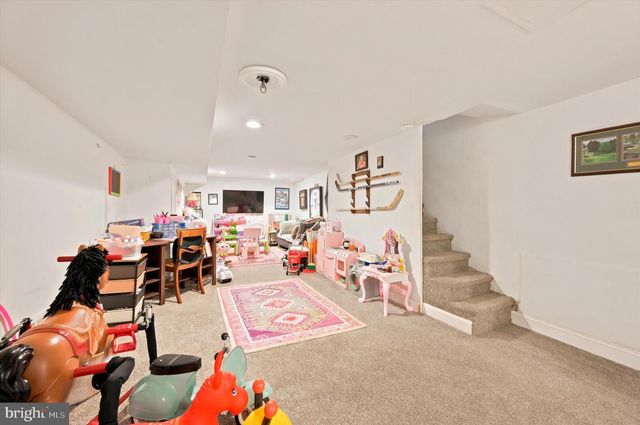 5199 RIDGE AVE, Philadelphia, PA 19128