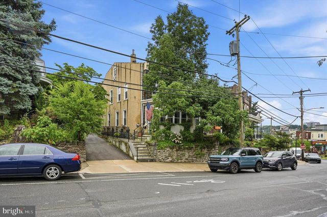 5199 RIDGE AVE, Philadelphia, PA 19128