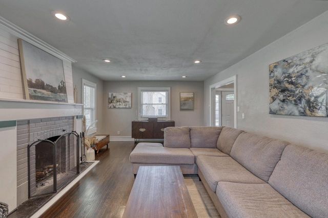 7301 Bluemound ROAD, Milwaukee, WI 53213