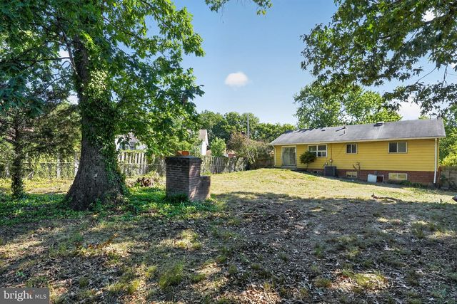 1917 GLENDORA DR, District Heights, MD 20747