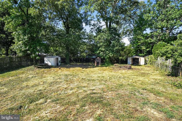 1917 GLENDORA DR, District Heights, MD 20747