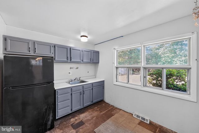 1917 GLENDORA DR, District Heights, MD 20747