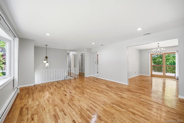 1 Muir Lane, New City, NY 10956