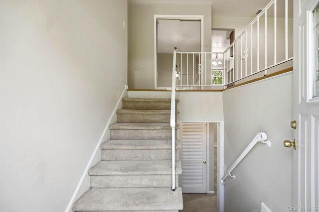 1 Muir Lane, New City, NY 10956